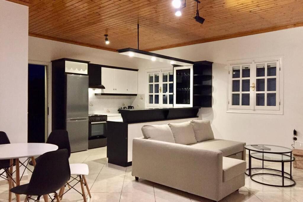 Gerani Maison Agios Aimilianos Beautiful View Порто Хели Екстериор снимка