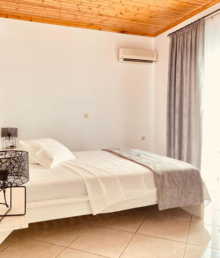 Gerani Maison Agios Aimilianos Beautiful View Порто Хели Екстериор снимка